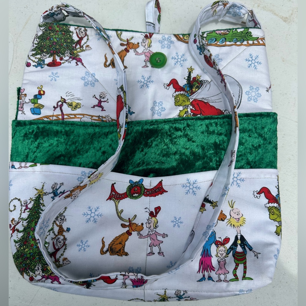 Handmade vintage grinch tote bag with pockets